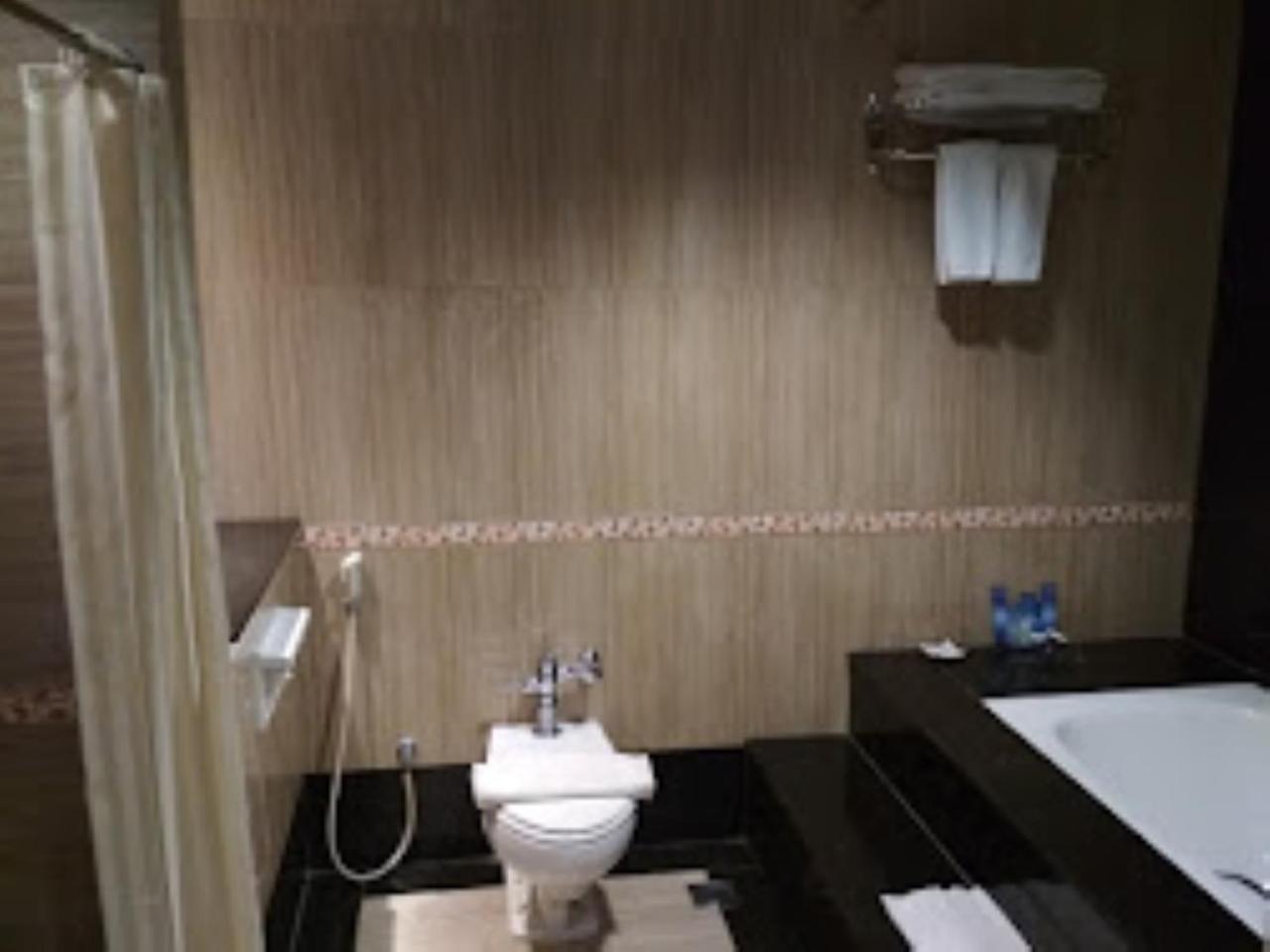 Grand Elite Hotel Пеканбару Екстериор снимка