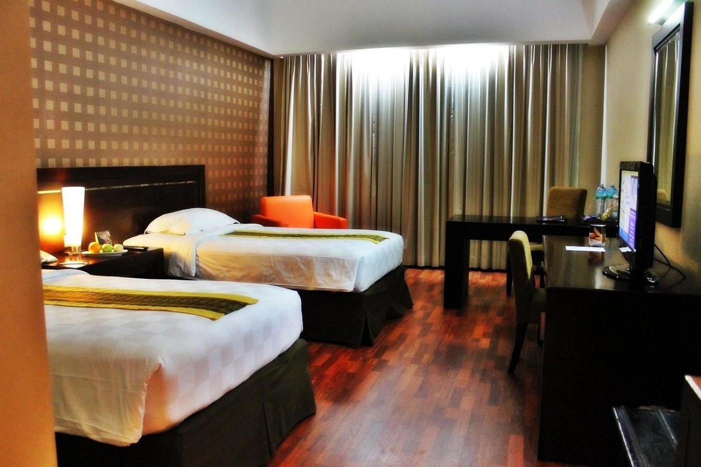 Grand Elite Hotel Пеканбару Екстериор снимка